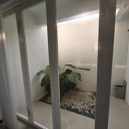 Villa Royal Arois Syariah Dekat Jatim Park 3 Tlekung Luaran gambar