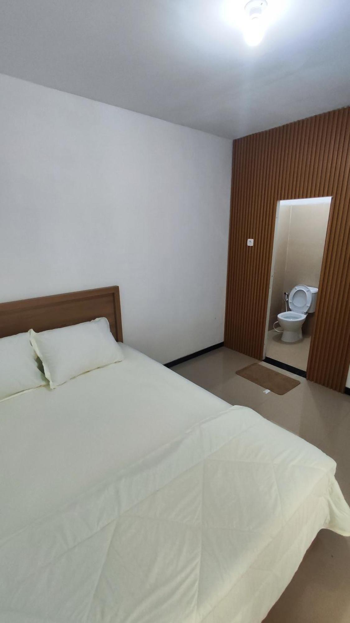 Villa Royal Arois Syariah Dekat Jatim Park 3 Tlekung Luaran gambar